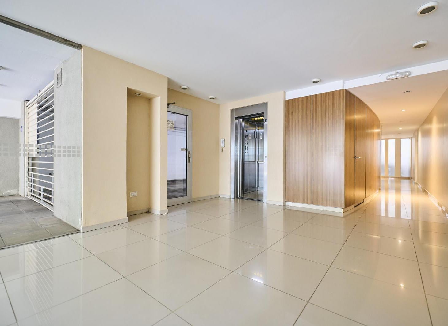 Foto de Departamento en alquiler en Belgrano de 2 ambientes con parrilla, imagen 3