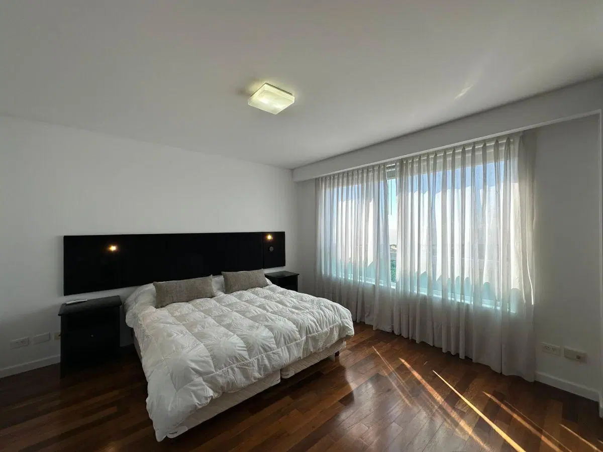 Alquiler Departamento de 2 ambientes en piso 31 | Torres del Yacht, Puerto Madero 2