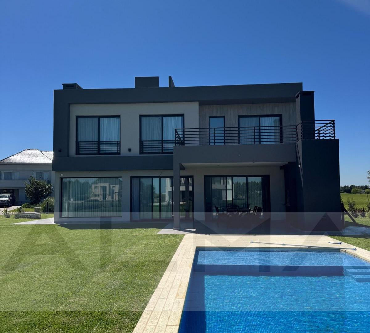 Casa a la venta en La Providencia Country Club