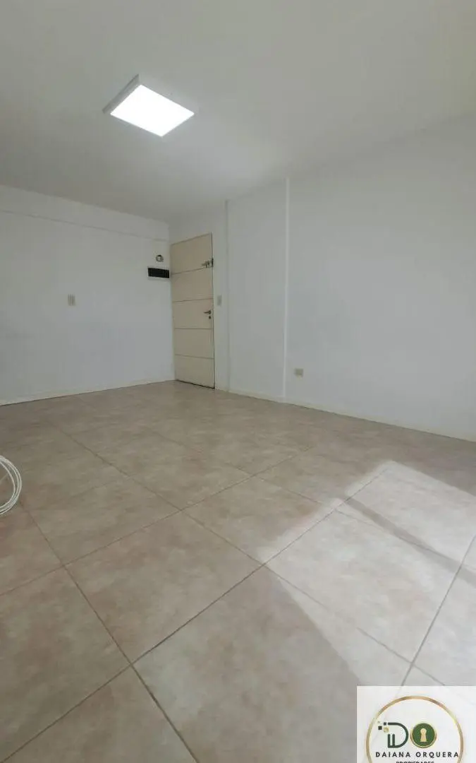 Departamento en alquiler en Remedios de Escalada 5