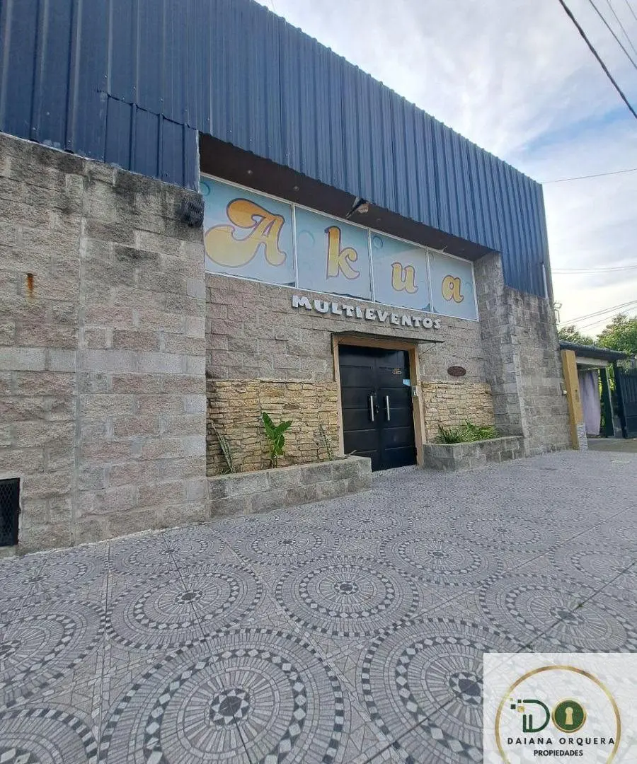 Galpón en alquiler de 217m2 ubicado en Llavallol 1