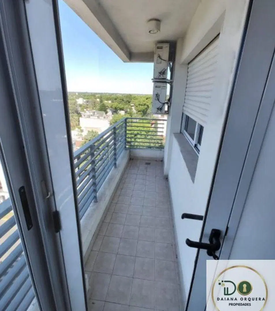 Departamento en venta c/ cochera en Lomas de Zamora 5