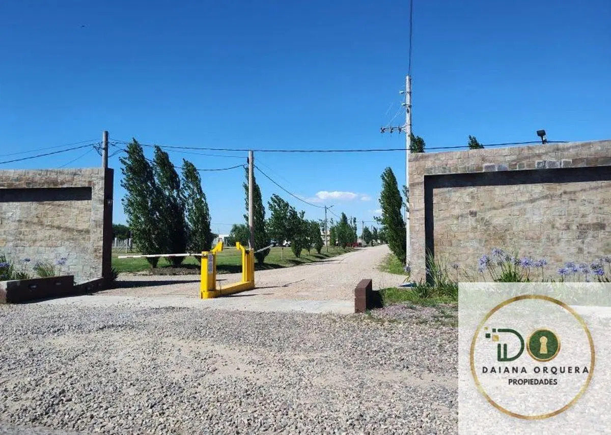 Terreno / Lote en venta de 300m2 ubicado en Canning 8