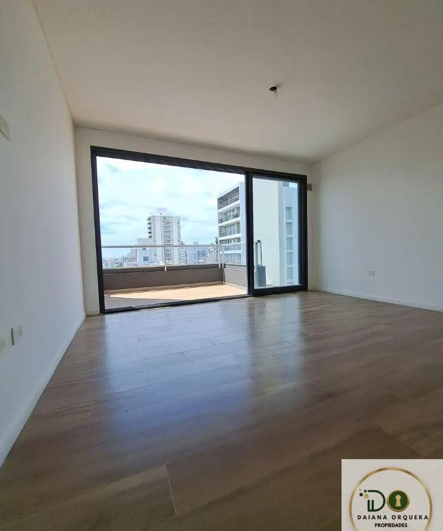 Departamento en venta c/ cochera en Lanús Oeste 4