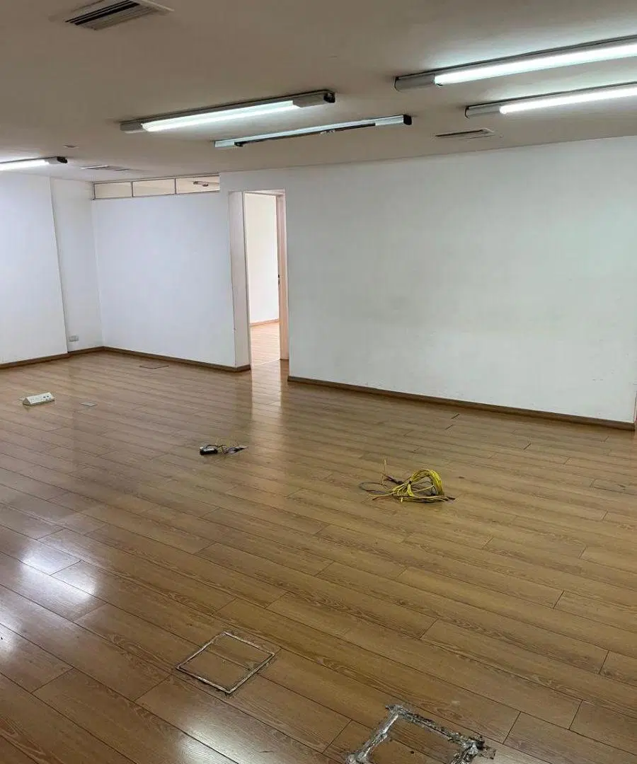 Oficina de 120 m² super luminosa 3