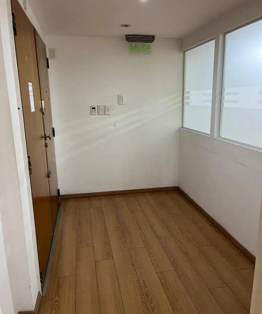 Oficina de 120 m² super luminosa 2
