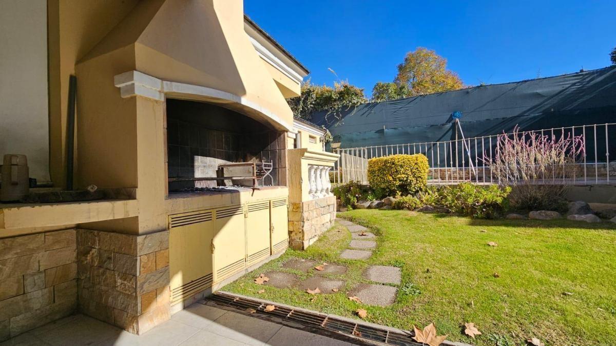 Foto de CASA EN VENTA EN EL BARRIO PALMARES, imagen 4