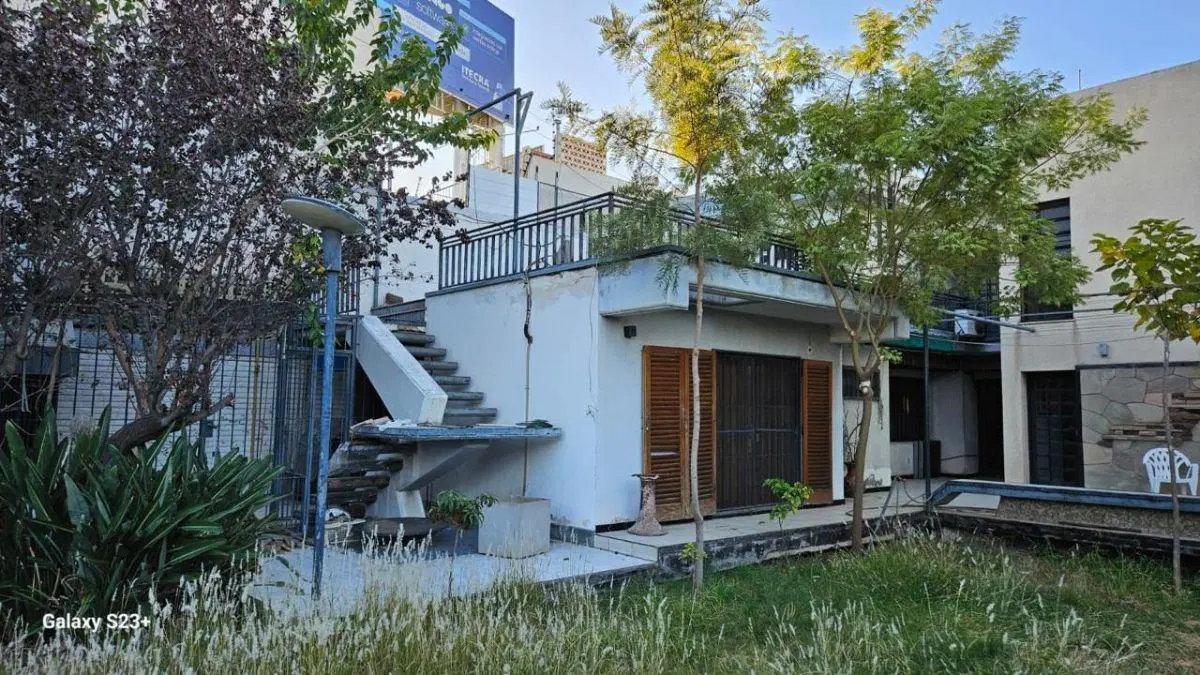 IMPORTANTE PROPIEDAD EN VENTA – IDEAL PARA DESARROLLO COMERCIAL, CLÍNICA, OFICINAS O VIVIENDA 4