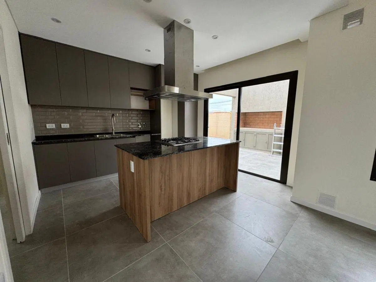 CASA EN VENTA | BARRIO PRIVADO LAR DE TERRADA – LUJÁN DE CUYO 3