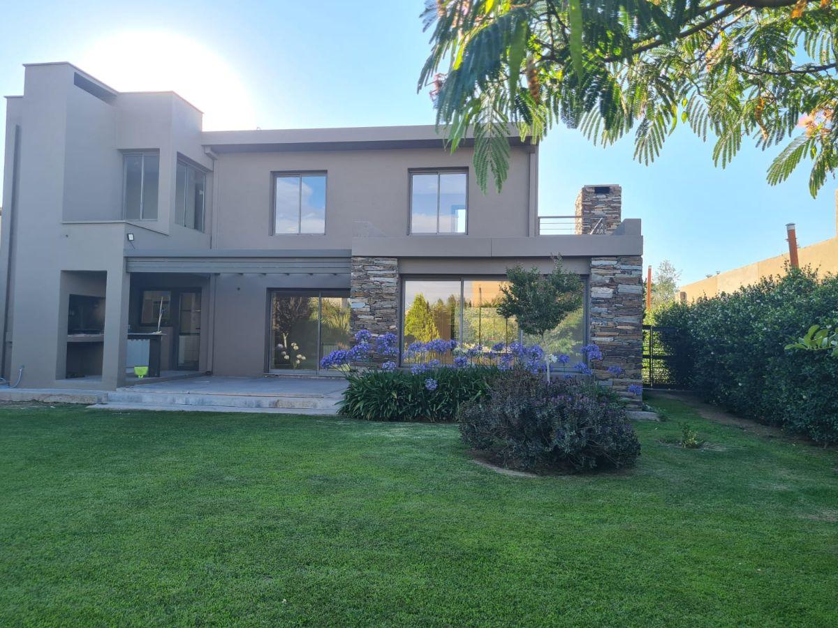 Exclusiva Casa en Ruca Oliva | Venta con posibilidad de Alquiler