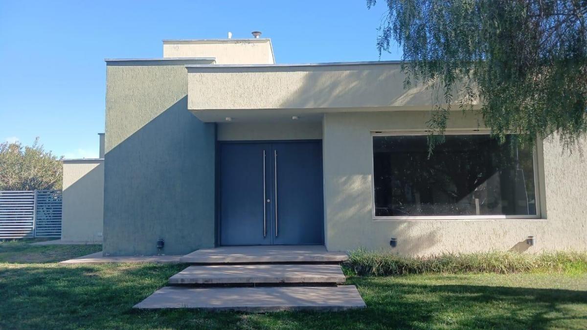 Foto de CASA EN VENTA EN TERRUÑOS DE ARAOZ II, imagen 2
