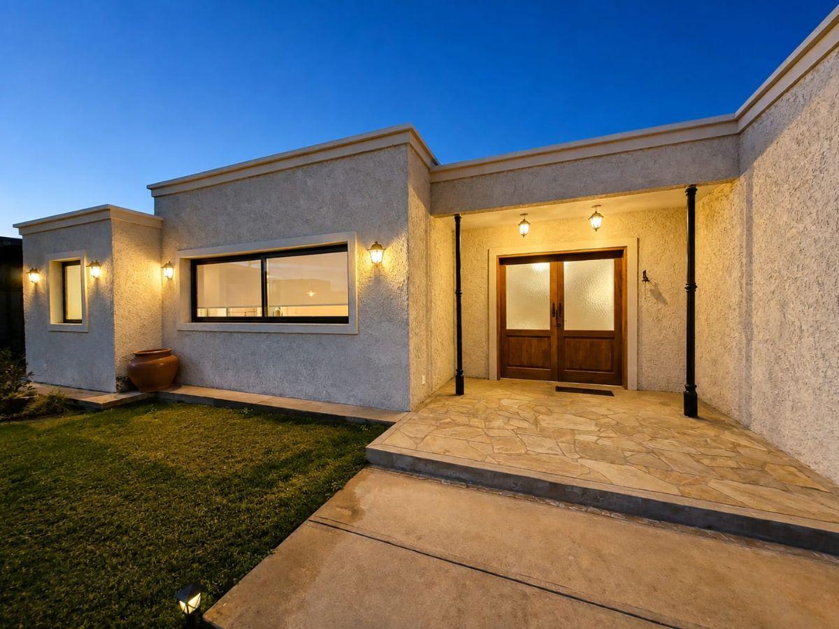 Foto de CASA EN VENTA – BARRIO PRIVADO CIRO DE VIEYTES, MAIPÚ, imagen 2