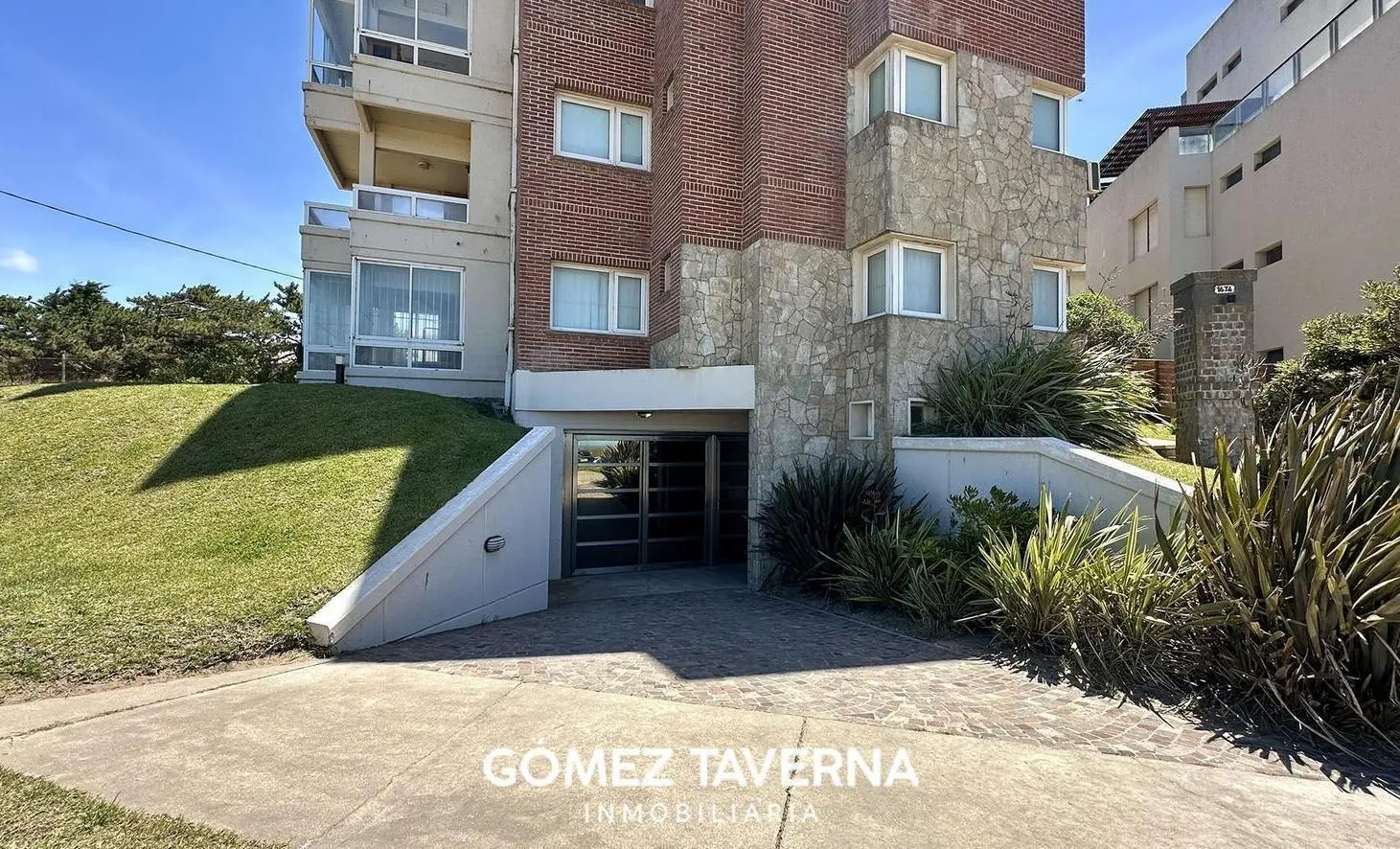 Departamento en alquiler en Pinamar con vista al Mar 3