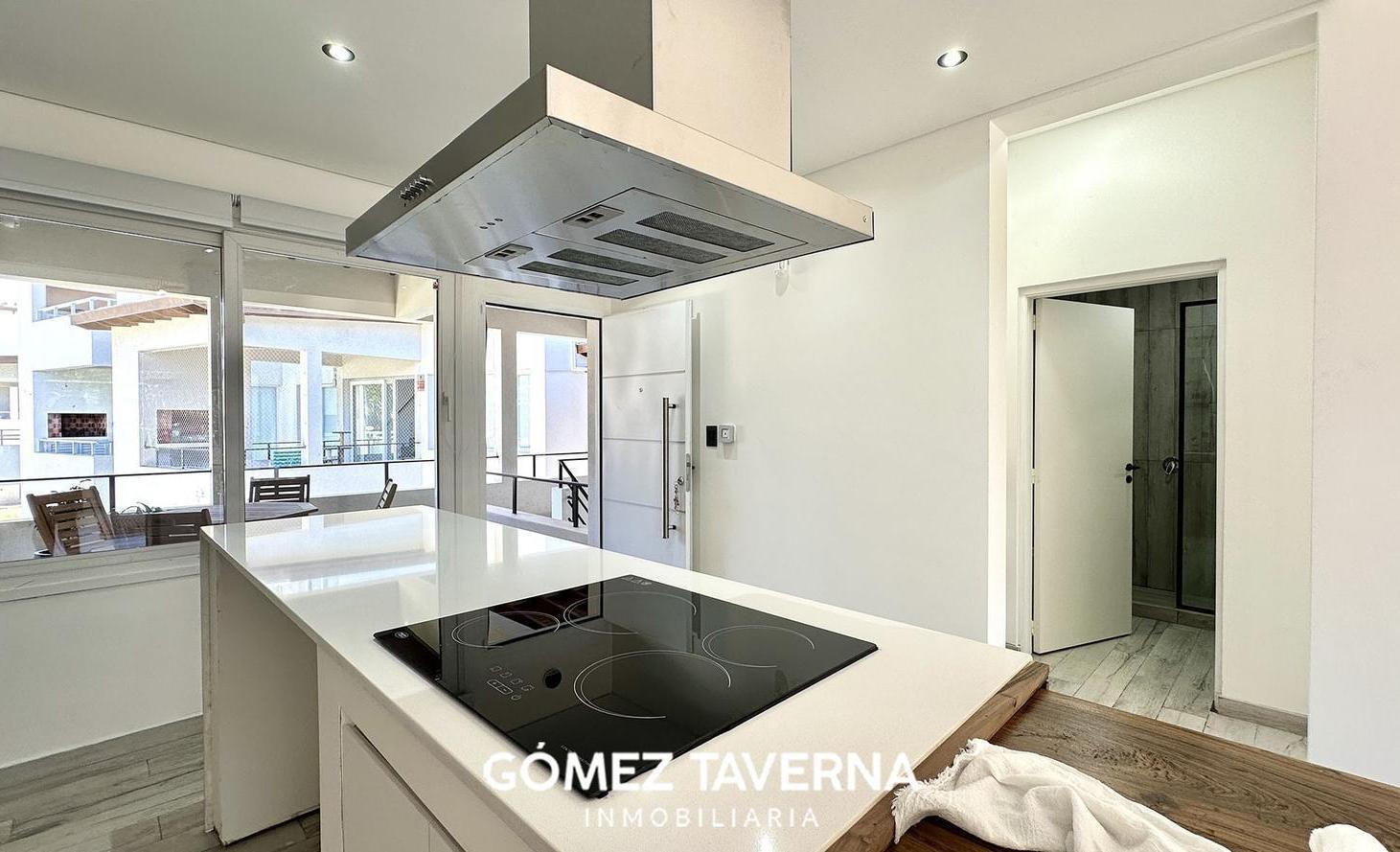 Foto de Departamento en alquiler Pinamar, imagen 3