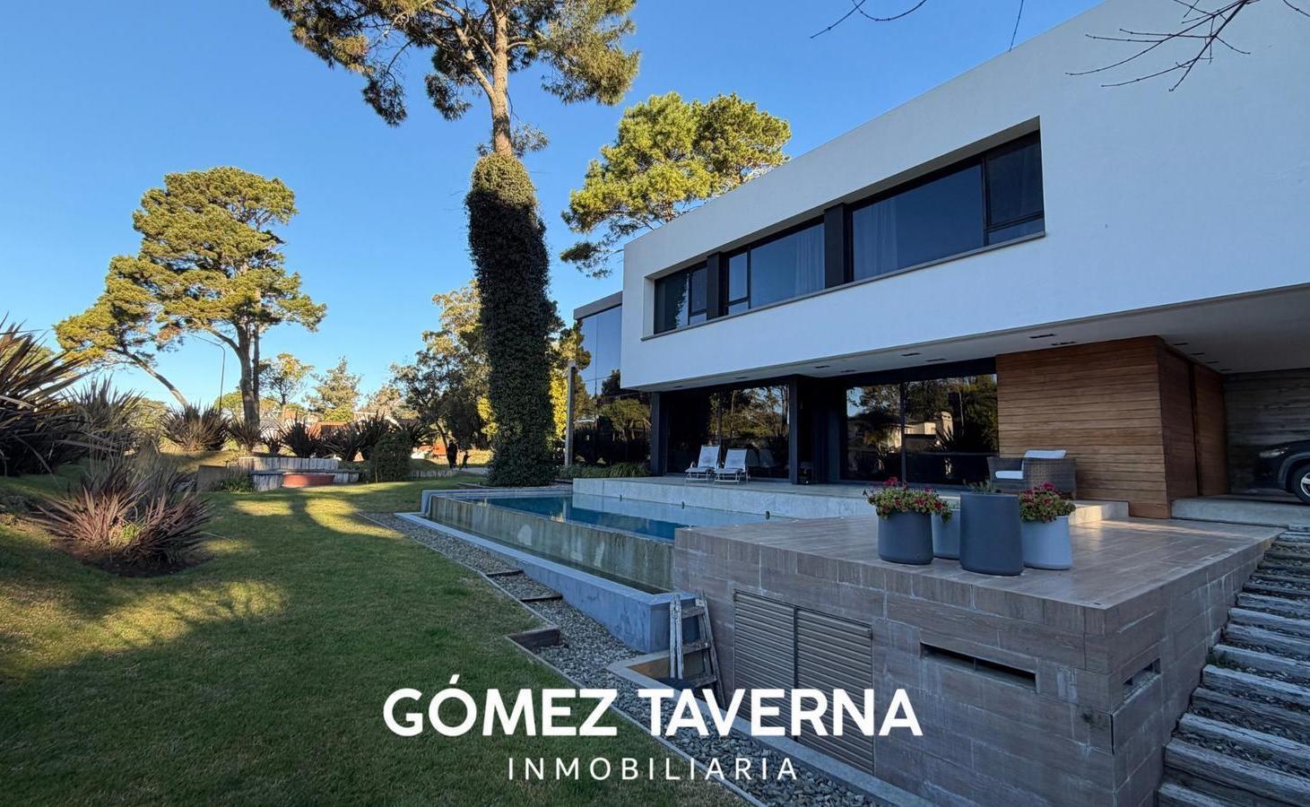 Foto de Moderna Casa en Venta, Pinamar. Permuta, Financiación., imagen 4