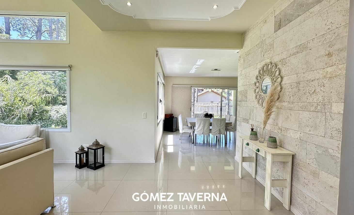 Foto de Casa en Venta en Pinamar, imagen 3
