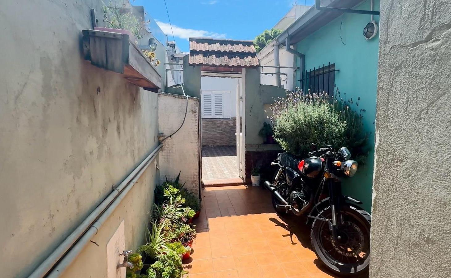 Foto de Venta PH 3 ambientes Zona Aldrey, imagen 2