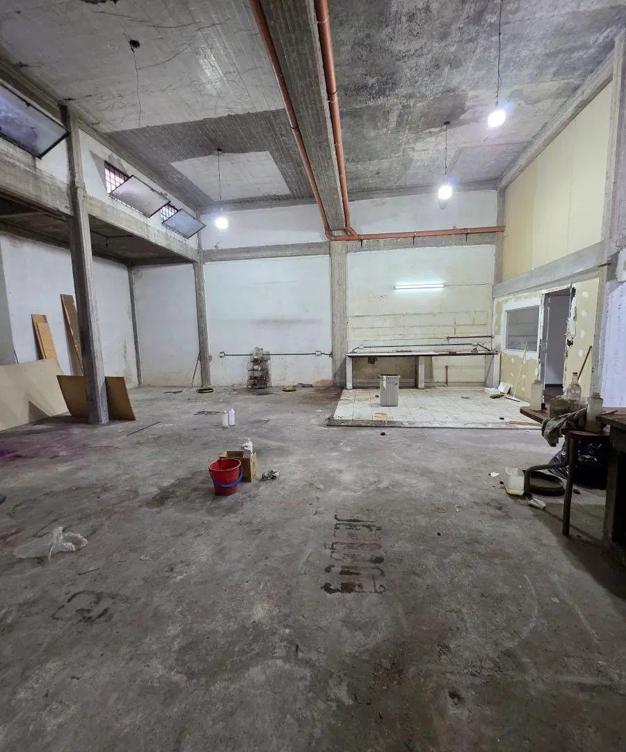 Alquiler de Galpón Industrial en San Justo – 200 m² con Entrada de Camión y Trifásica 5