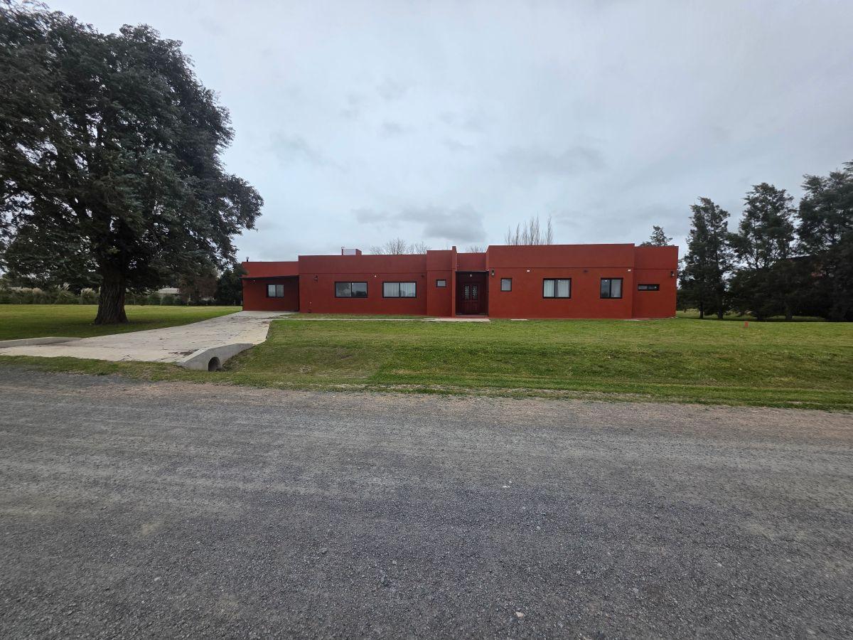 Foto de Casa En Chacras La Primavera Con Anexo Departamento De 2 Ambientes, imagen 1