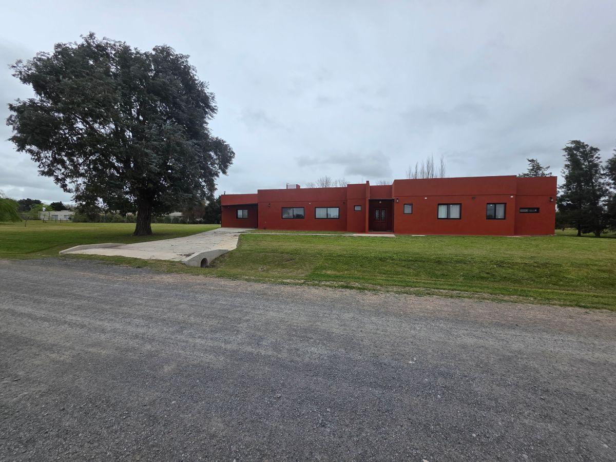 Foto de Casa En Chacras La Primavera Con Anexo Departamento De 2 Ambientes, imagen 2