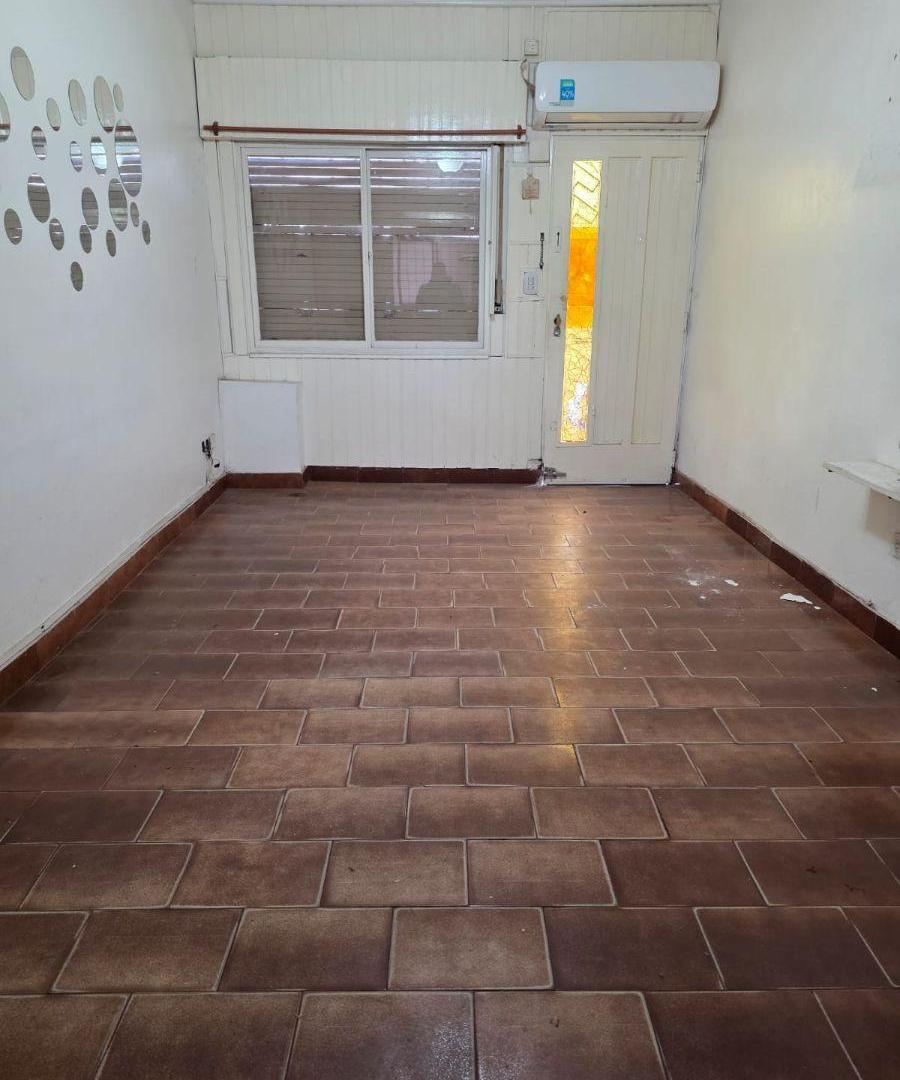 Foto de Hermosa Casa en 2 Plantas con Terraza y Parrilla – Alquiler en Villa, imagen 3