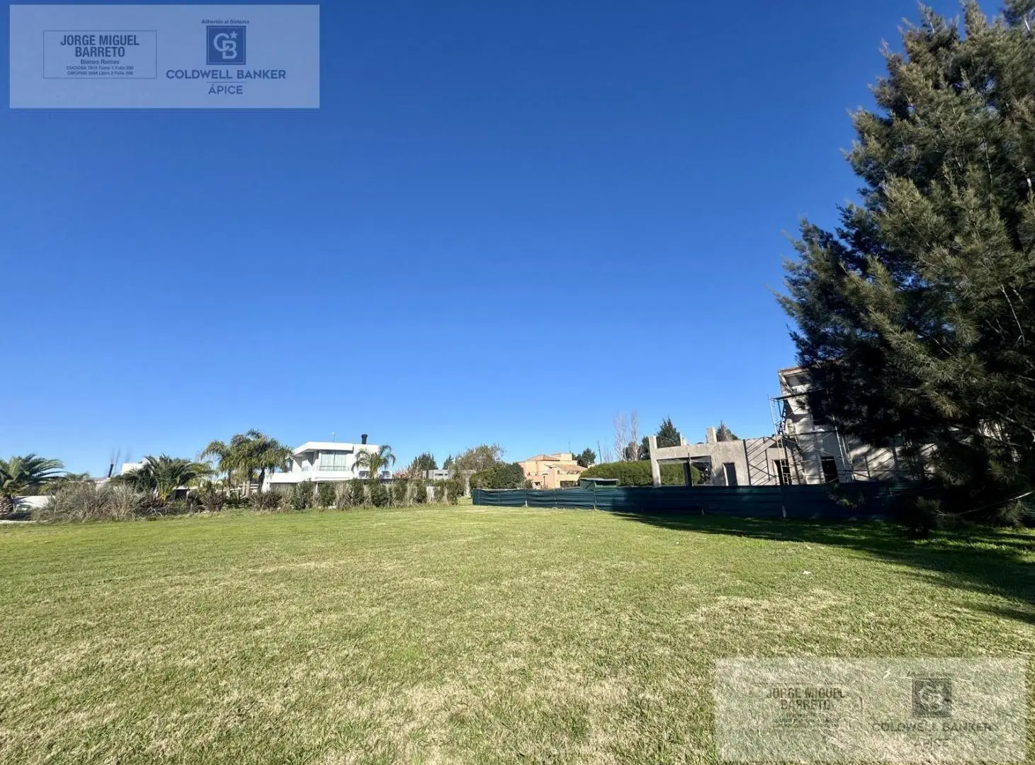 Terreno en Barrio Privado Santa Rita 3