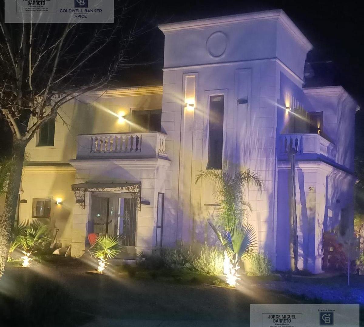 Foto de CASA EN VENTA ESTILO FRANCÉS 6 AMBIENTES, imagen 4