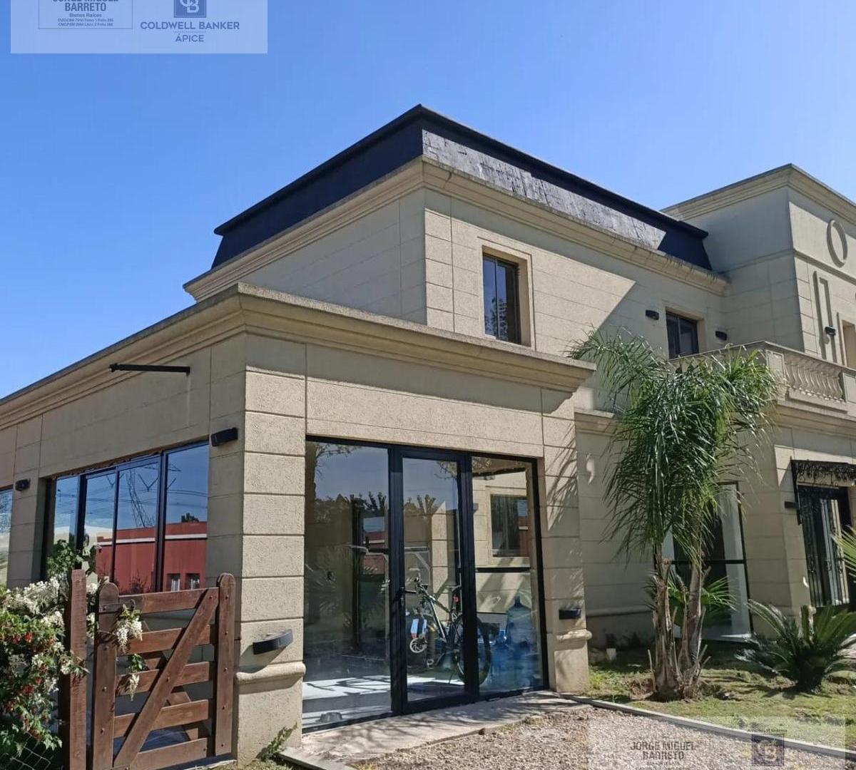 Foto de CASA EN VENTA ESTILO FRANCÉS 6 AMBIENTES, imagen 2