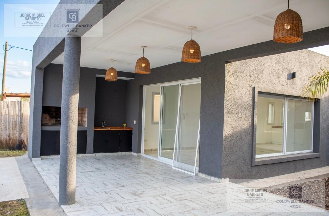 Foto de CASA 4 AMBIENTES EN BARRIO PRIVADO EL ENSUEÑO, imagen 2