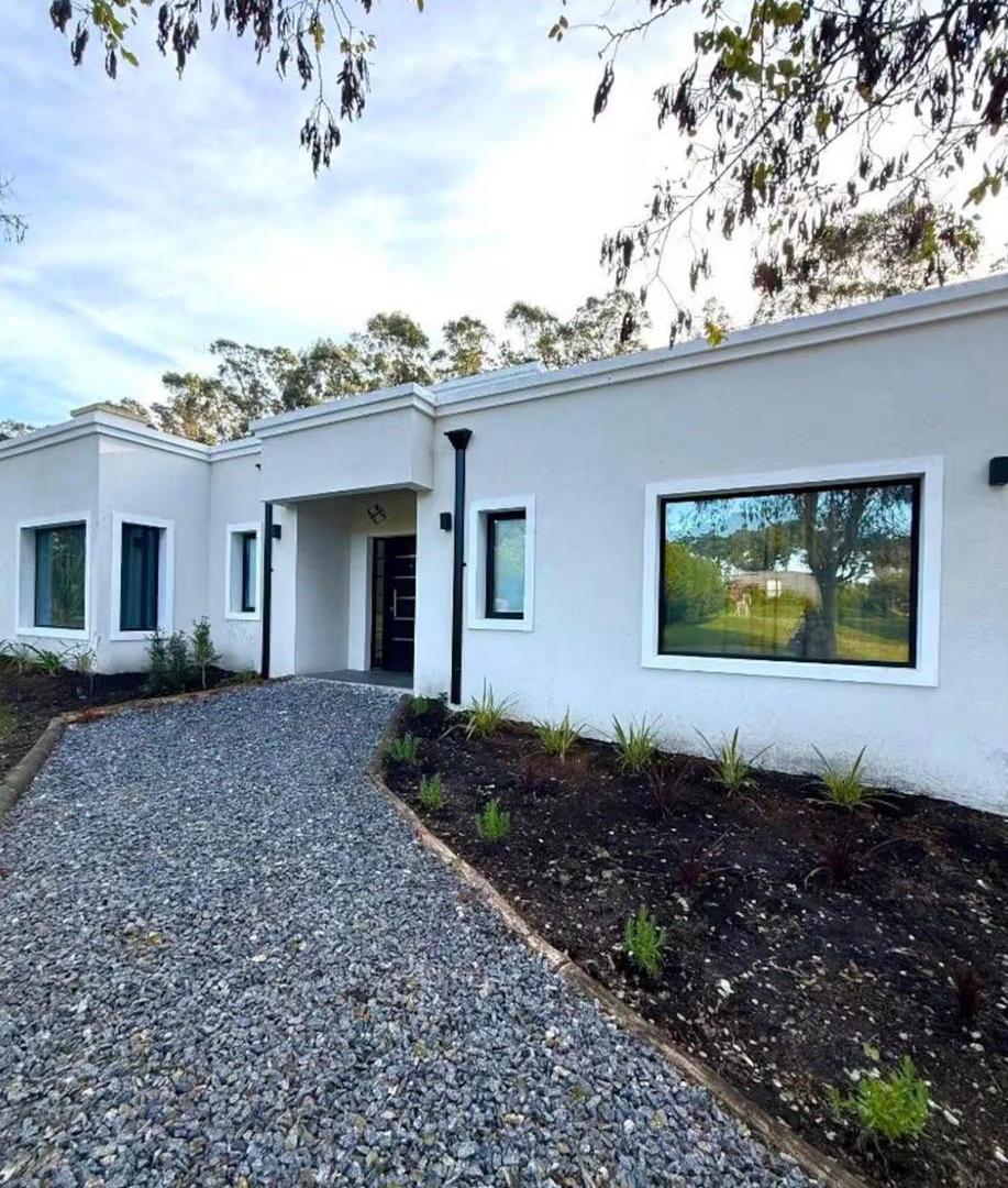 Casa 4 ambientes en Barrancas de San Benito Country Club