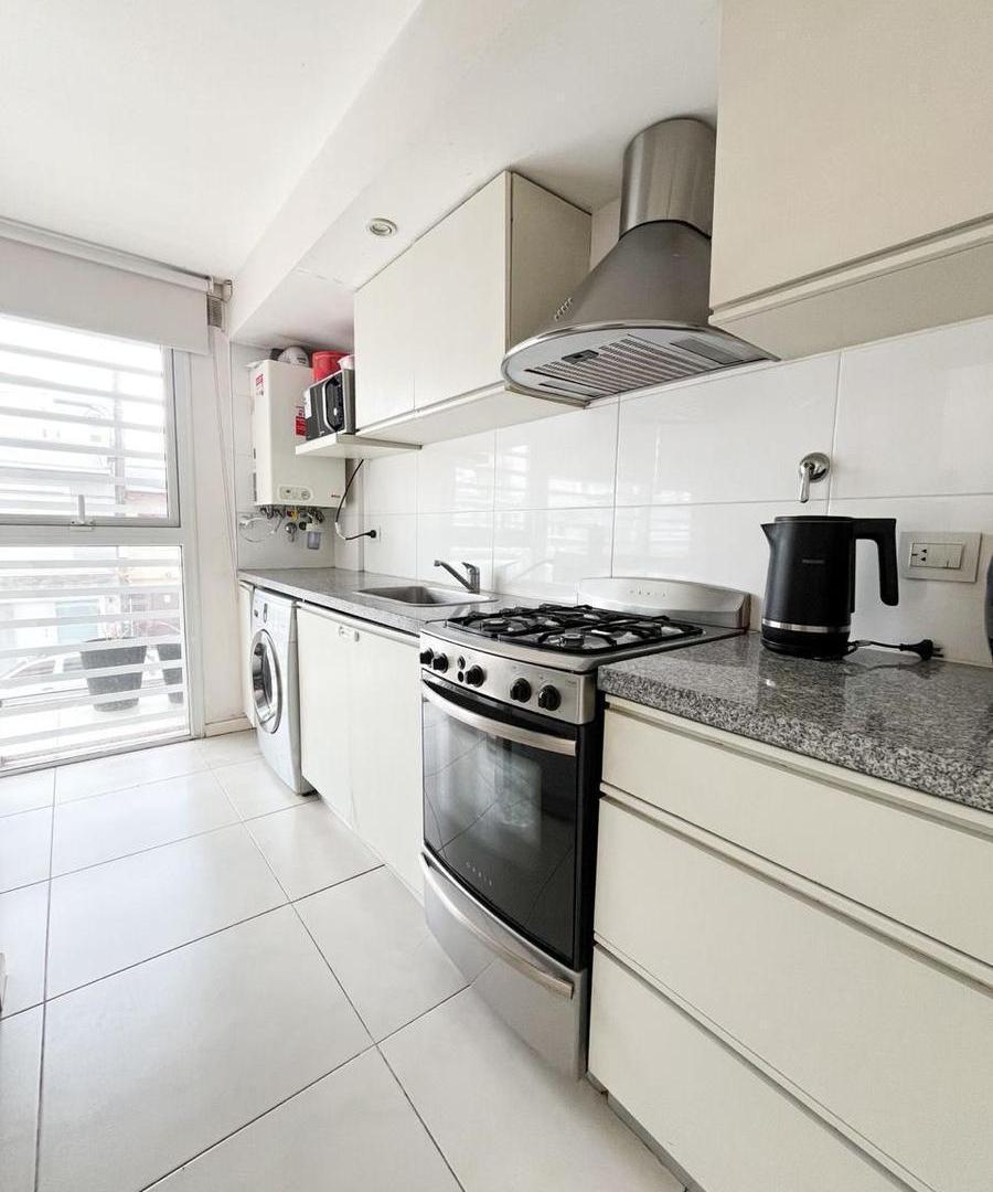 Foto de Departamento 3 ambientes moderno en Guemes, imagen 4