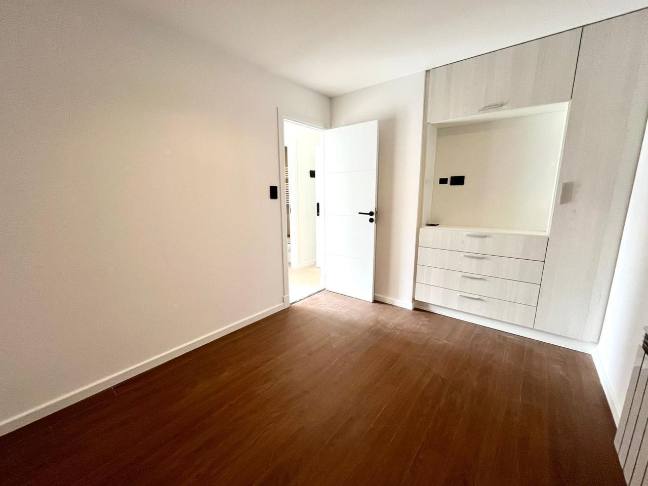 Foto de Departamento 2 ambientes con cochera a estrenar Aldrey, imagen 2