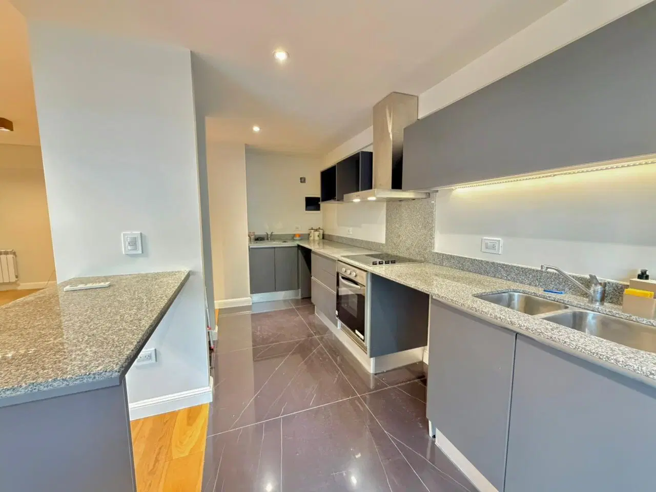 Departamento en alquiler zona Guemes 1
