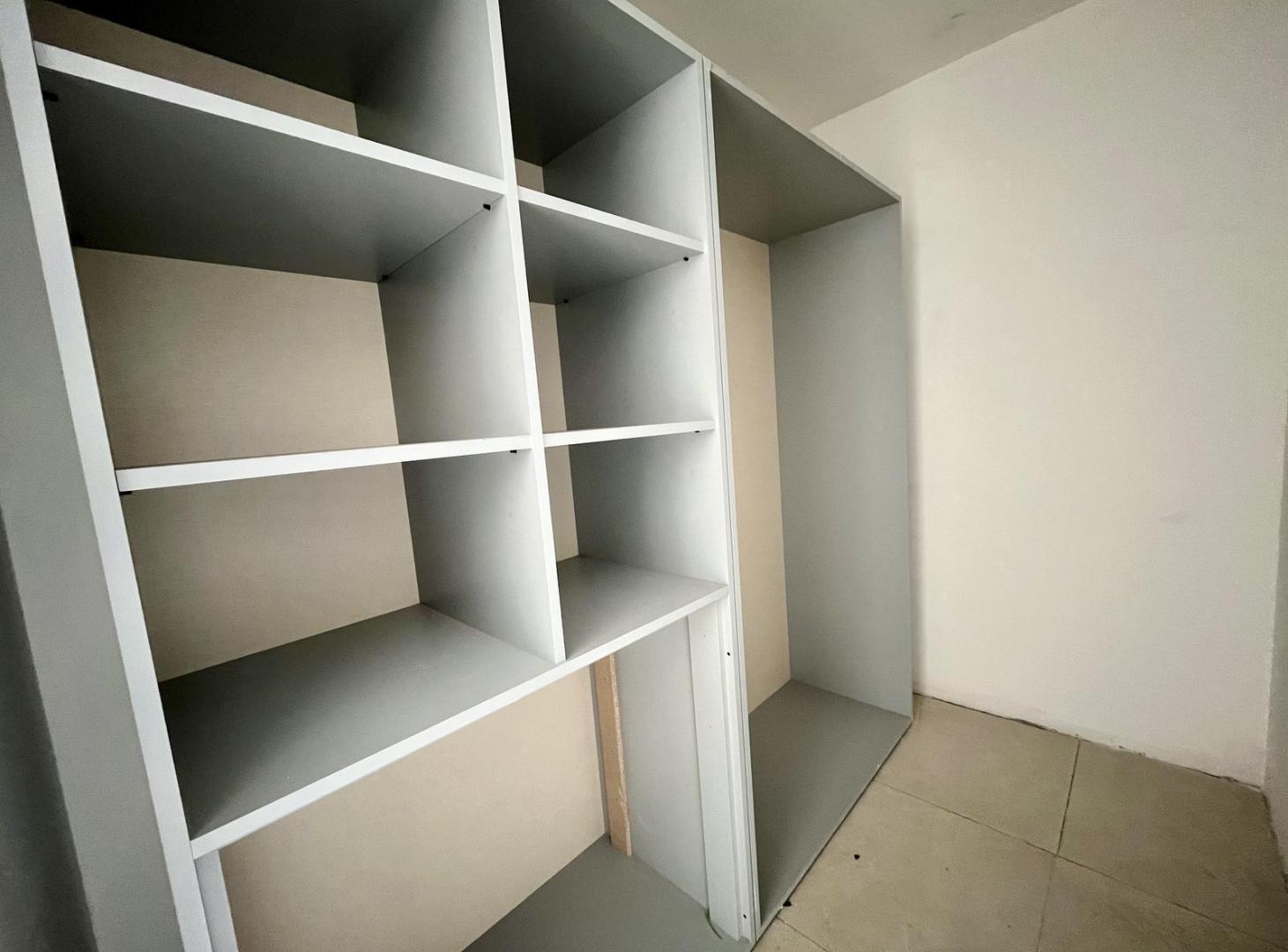 Foto de Departamento monoambiente en venta zona Güemes, imagen 2