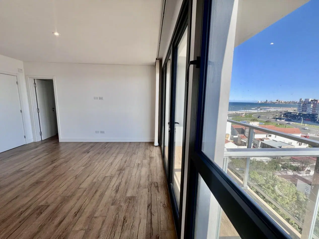 Departamento 3 ambientes a estrenar vista al mar 3