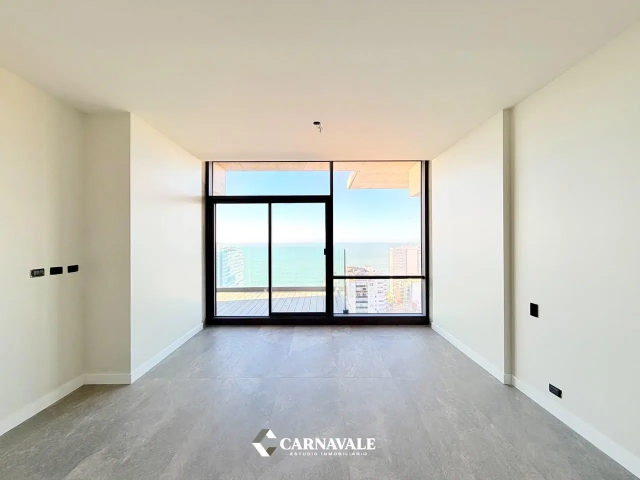 Unidades de 2 ambientes en Unkkany Tower – Frente a Bahia Varese 4