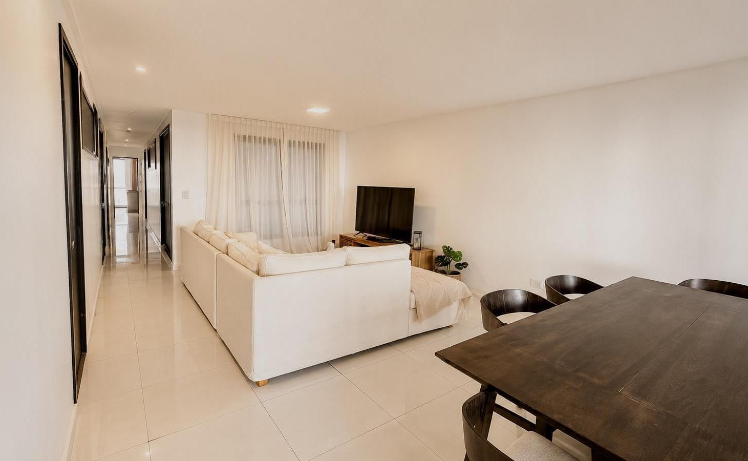 Foto de Venta Departamento 3 ambientes Zona Güemes con cochera, imagen 2