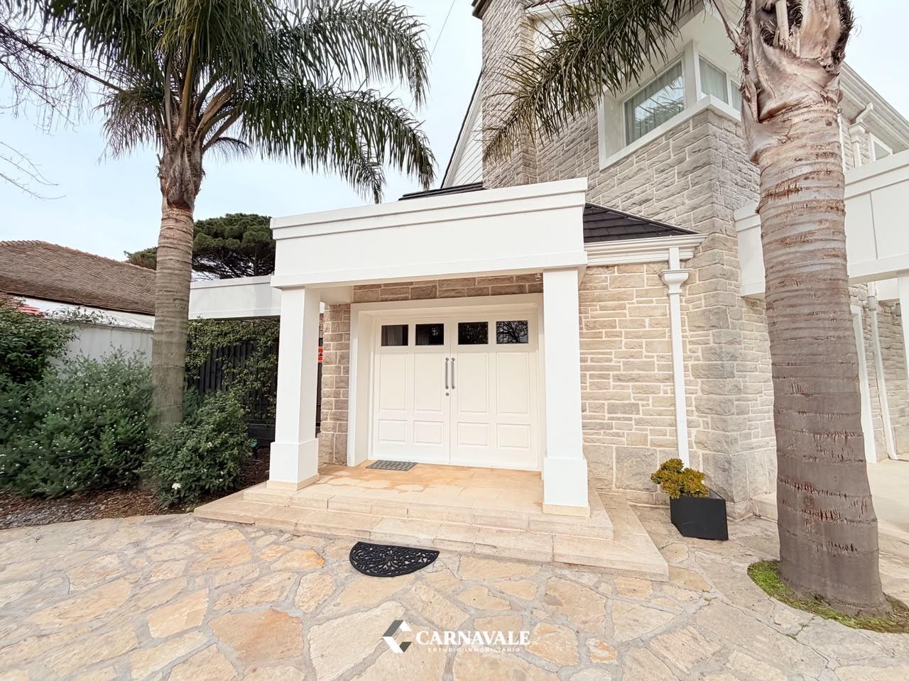 Foto de Casa 5 ambientes con parque y piscina en Playa Grande, imagen 4