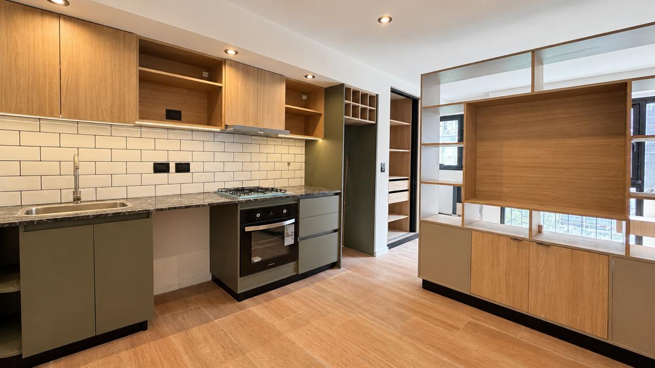 Foto de VENTA | Monoambiente reciclado y amoblado | Centro, imagen 3