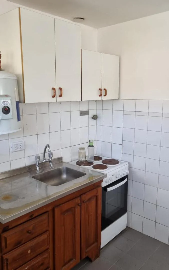 Foto de Departamento monoambiente en alquiler en Quilmes centro, imagen 2