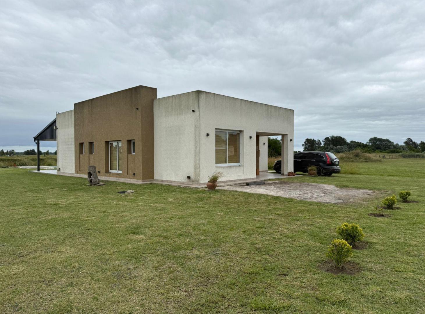 HERMOSA CASA 4 AMB EN CLUB DE CAMPO "LA FAUSTINA" NUEVO VALOR !!!