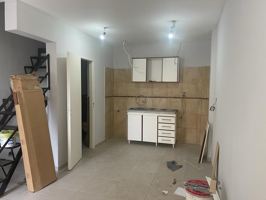 Duplex 3  ambientes con cochera en alquiler -  Quilmes Oeste
