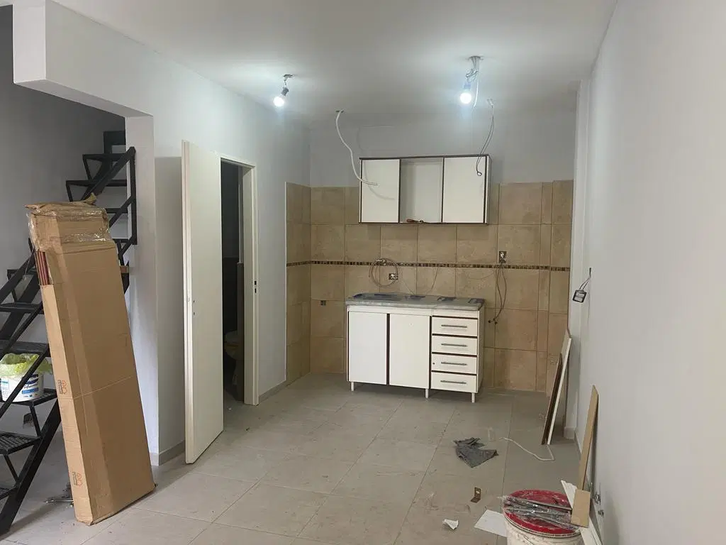 Duplex 3 ambientes con cochera en alquiler - Quilmes Oeste 2