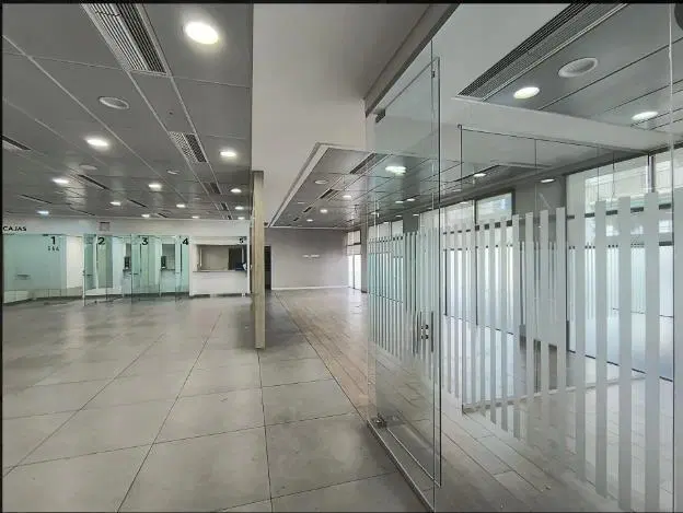 IMPORTANTE LOCAL COMERCIAL EN ALQUILER QUILMES CENTRO 2