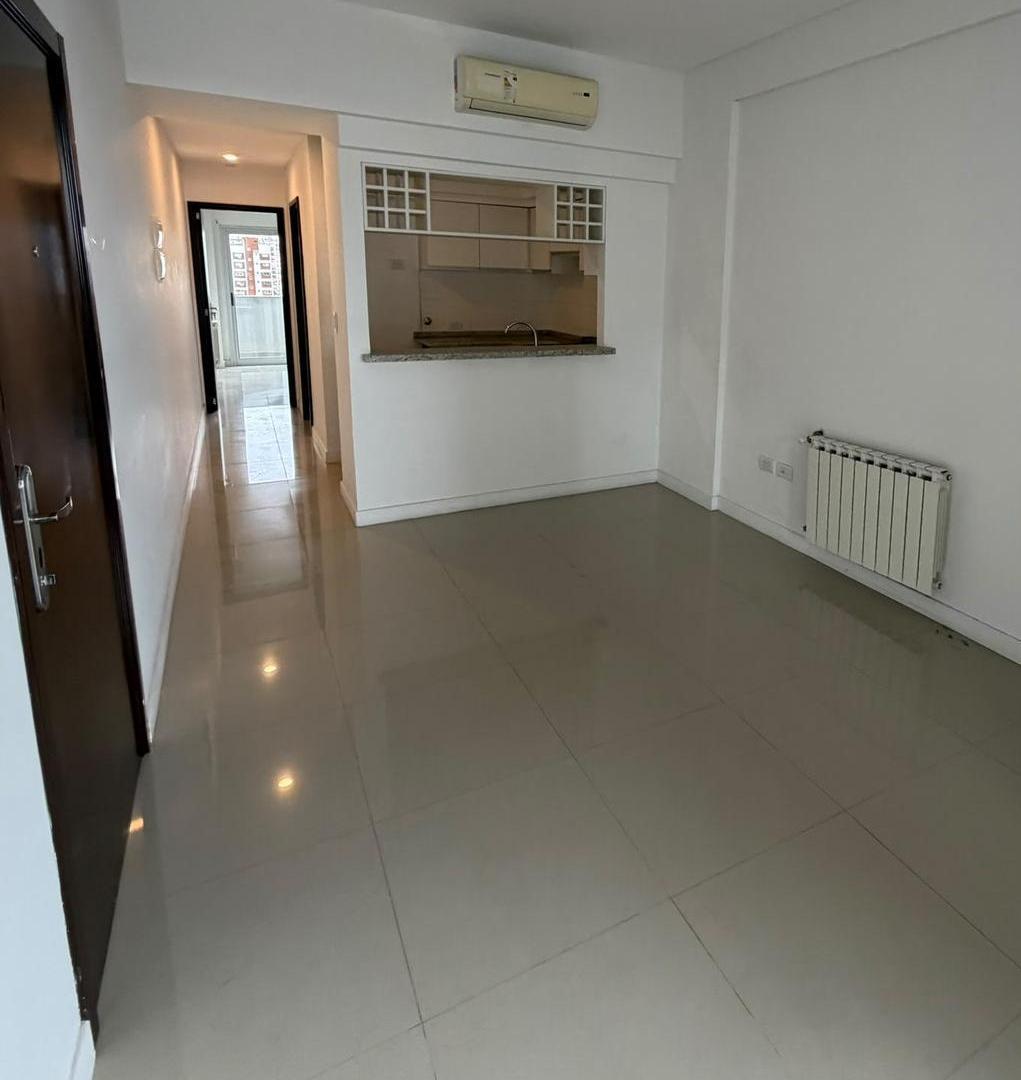 Foto de Departamento de 2 ambientes en Quilmes. Excelente estado., imagen 1