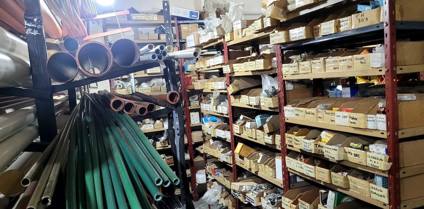 Foto de FONDO DE COMERCIO FERRETERIA EN BERNAL OESTE - OPORTUNIDAD, imagen 4