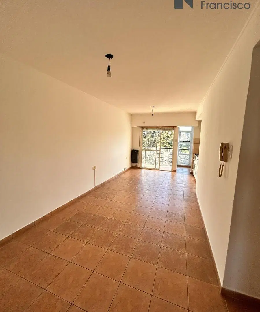 Departamento 1 dormitorio frente al parque Saavedra 2