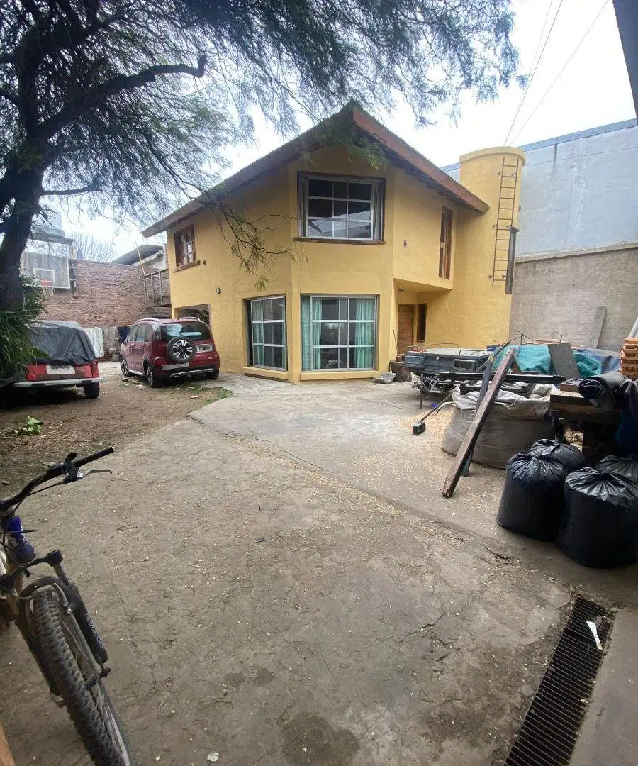 CASA + LOCAL + SALÓN en venta AV. Colon 5751 4