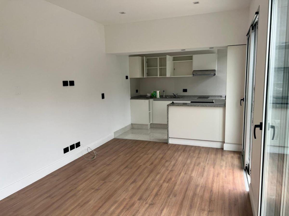 Foto de Venta Departamento Bajo de 1 dormitorio Complejo Jardín Claret., imagen 4