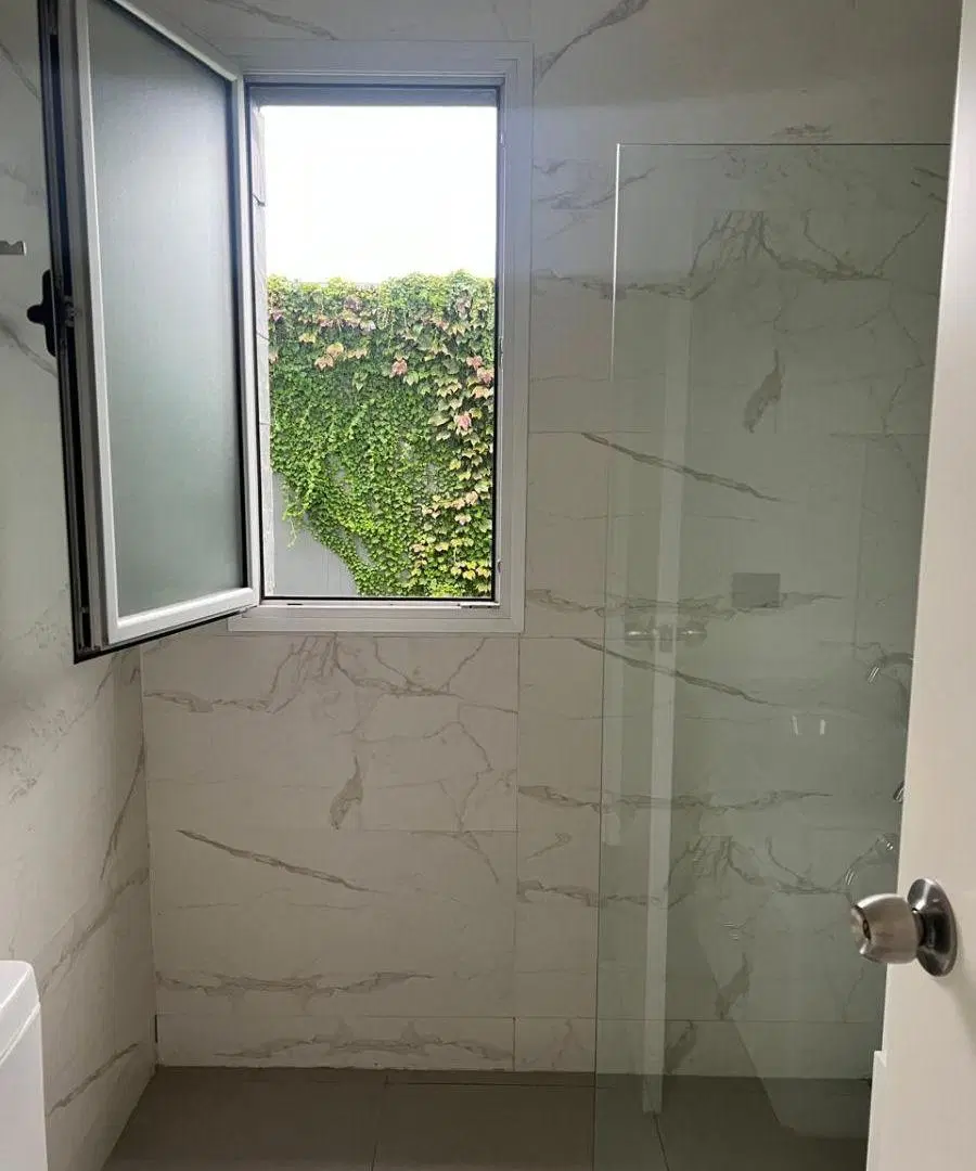Venta Departamento Bajo de 1 dormitorio Complejo Jardín Claret. 5
